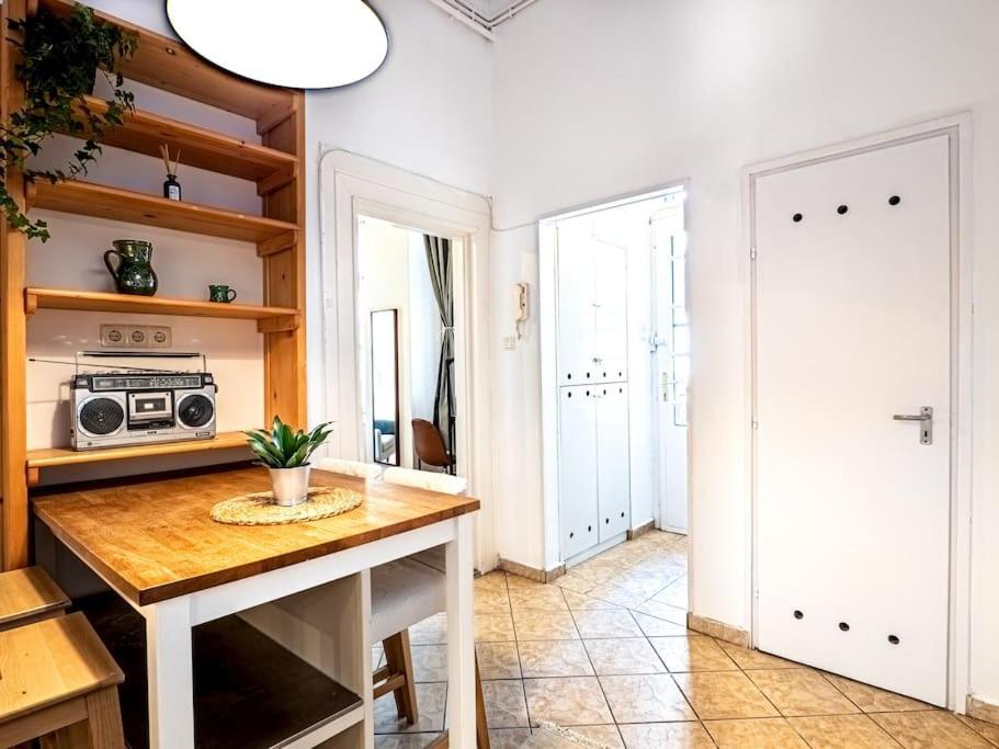 Sunshine Apartment - With Garage Budapest Exteriör bild